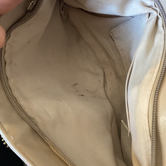 Trendy zippered clutch with chain - Picture 3 of 3